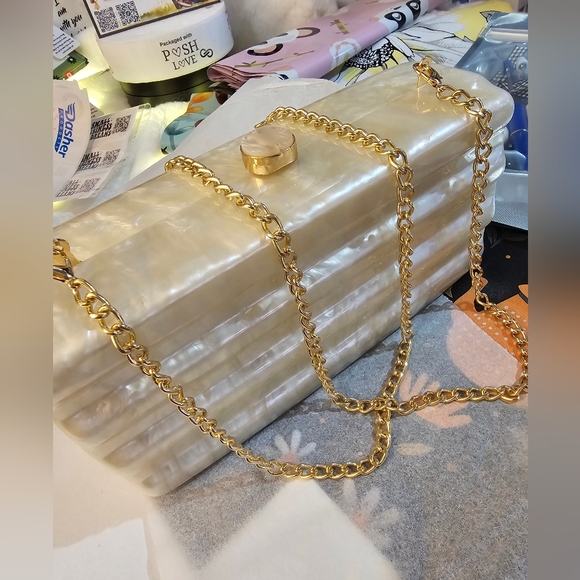 Handbags - Elegant Cream Clutch